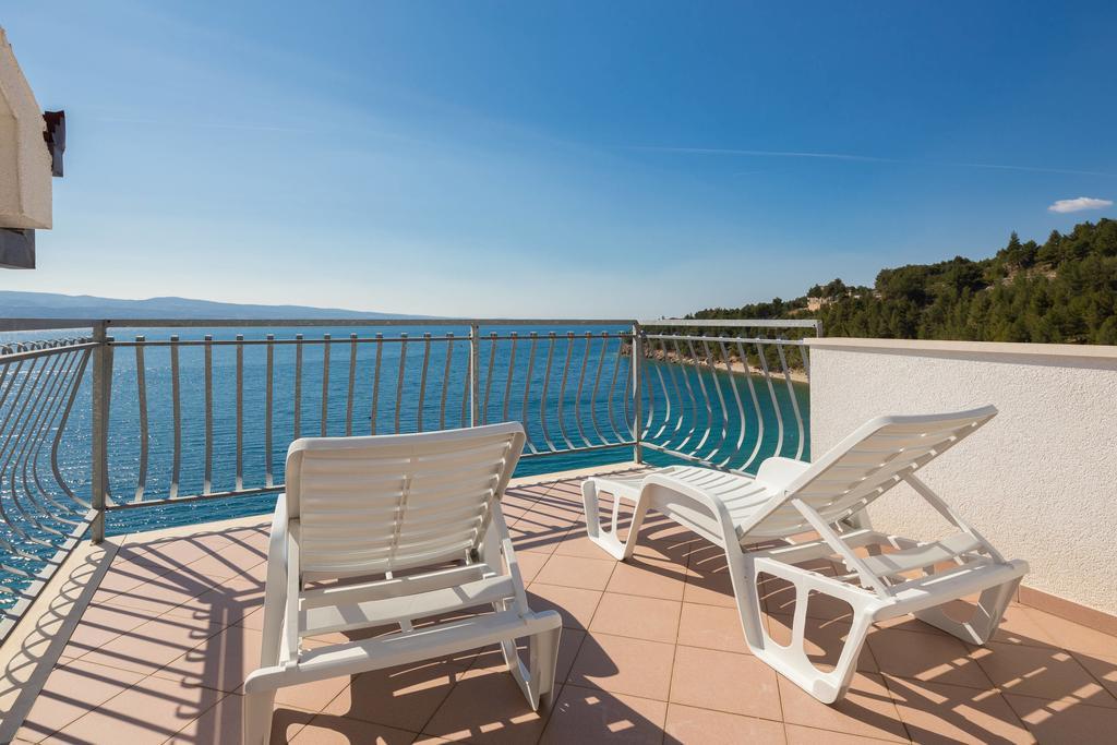 Beach Penthouse Diamond Omiš Extérieur photo